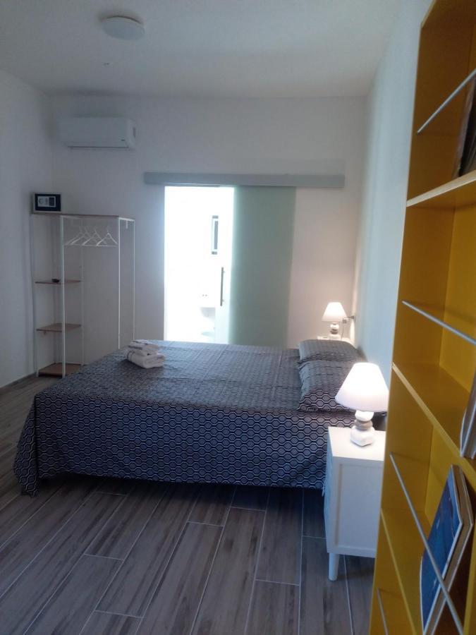 Flamingo Guest House- Rooms Olbia Exterior photo