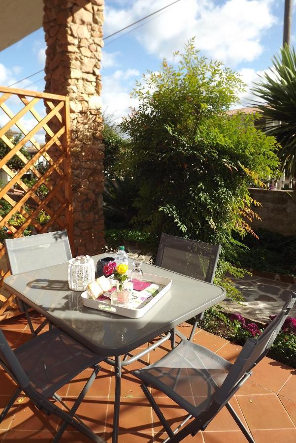 Flamingo Guest House- Rooms Olbia Exterior photo